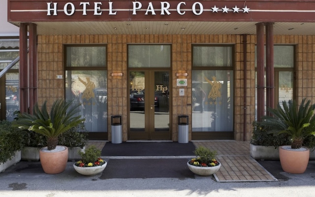Отель PARCO Кастельфидардо вид на фасад