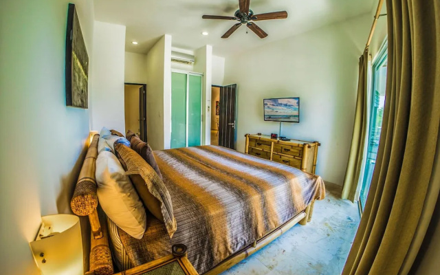 La Vista Condo Beachside