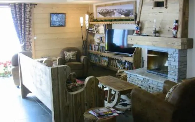 Alpine Lodge 2