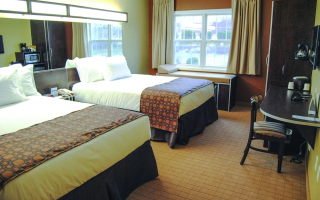 Microtel Inn & Suites by Wyndham Mineral Wells/Parkersburg