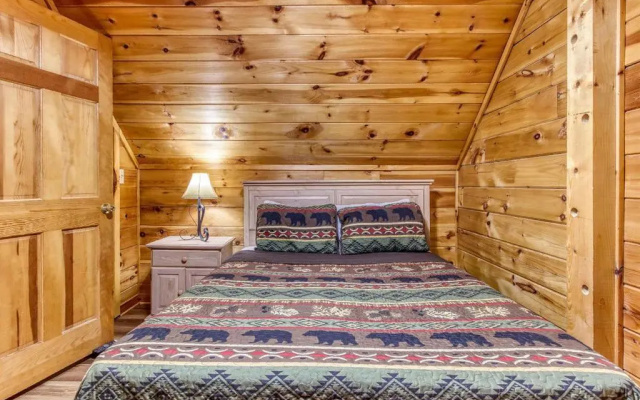 Sugar Bear Lodge