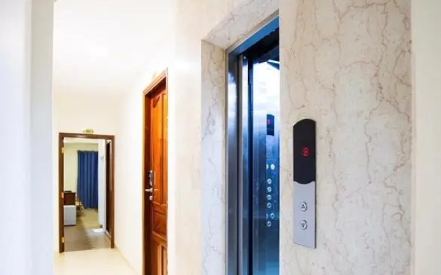 A72 Hotel