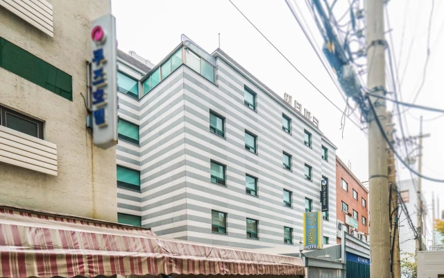 City Park Hotel