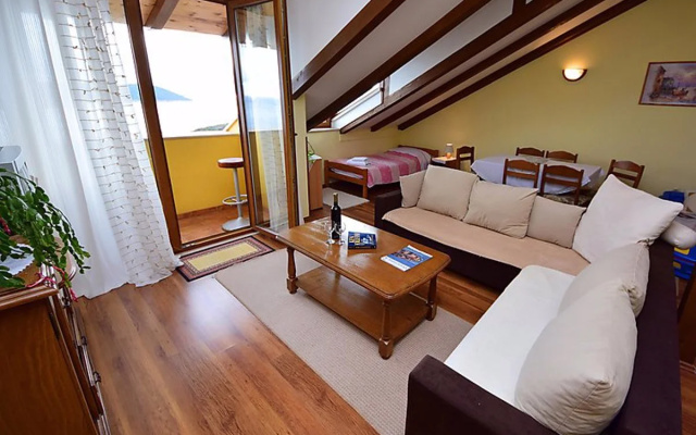 Apartment Lucic Tavernes 12380