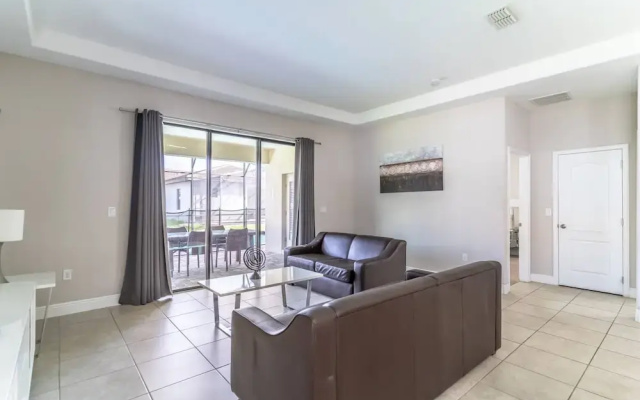 185 Balmoral