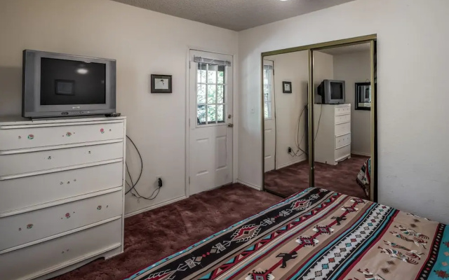 Rocky Top Cabin - Two Bedroom Cabin