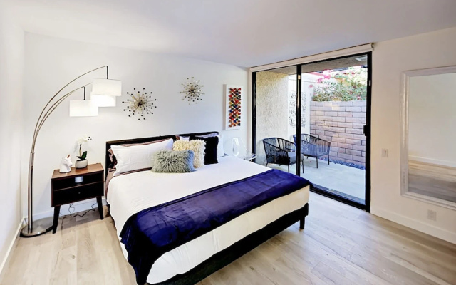 N De Anza - 2 Br Townhouse