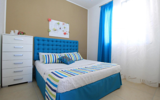 Elcisia Luxe Beach House
