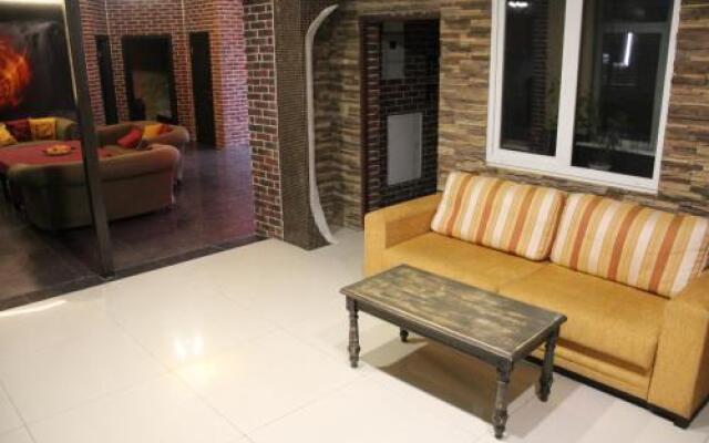 Гостиница Lama Guest House в Ярославле отзывы, цены и фото номеров - забронировать гостиницу Lama Guest House онлайн Ярославль вид на фасад
