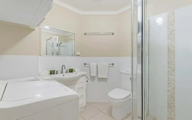 Seascape Holidays-Marina Terraces Apt 11