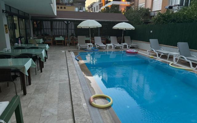 Meltem Hotel