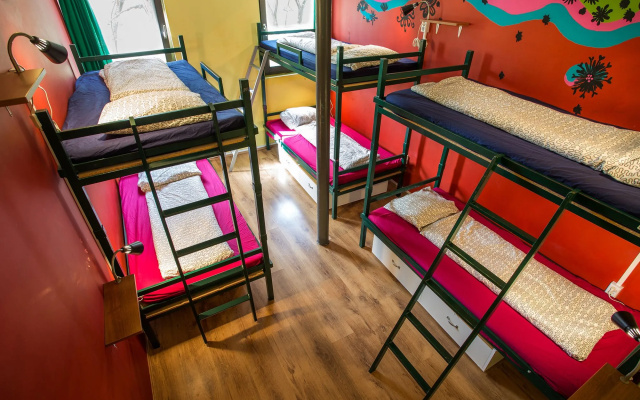 Island Hostel - Adults only