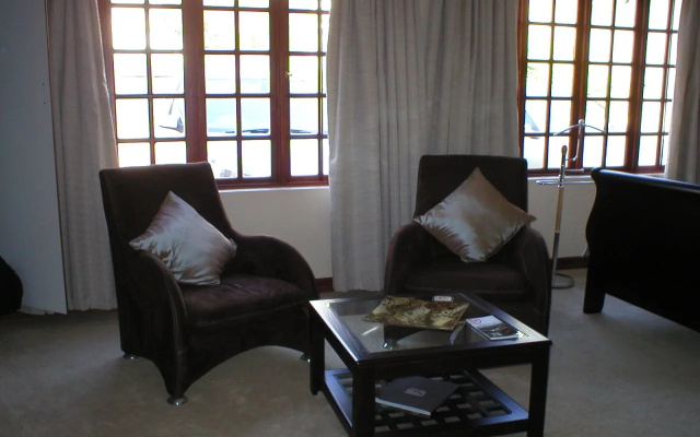 Shangani Lodge