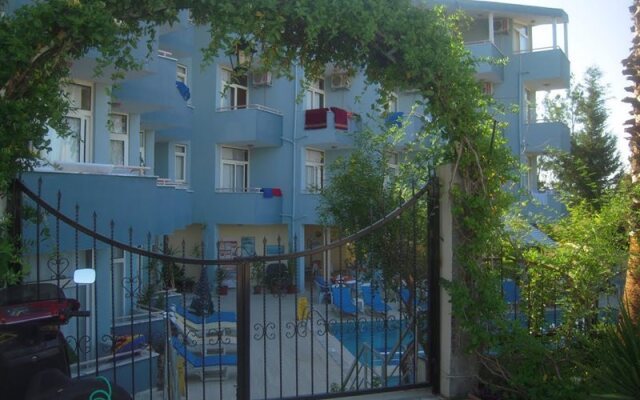 Gozde Hotel вид на фасад
