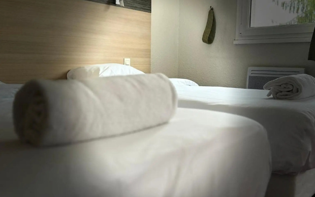 Hotel The Originals Annecy Nord (ex P'tit-Dej Hotel)