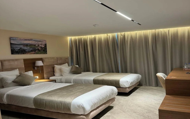 hotel kyrline
