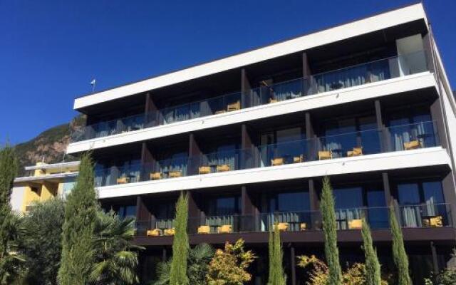 Hotel Raffl Лаивес вид на фасад