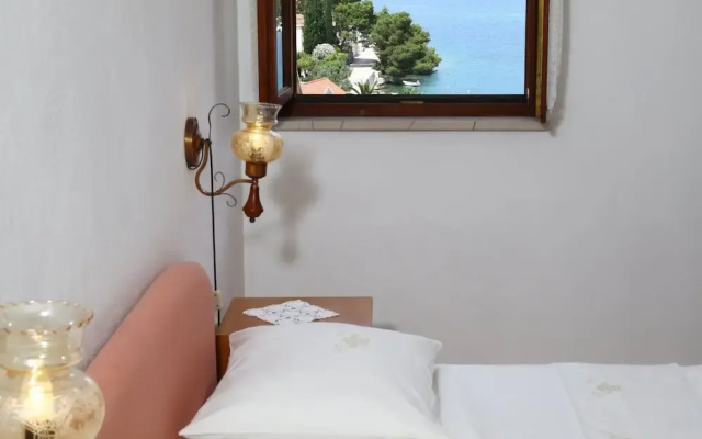 Apartments Boro - Two Bedroom Apartment With Sea View