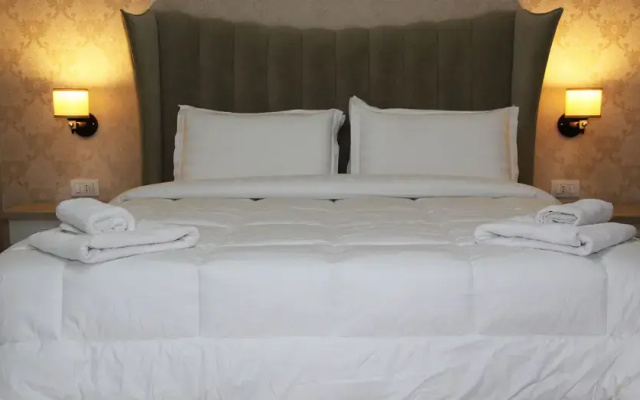 Fafa Premium Hotel