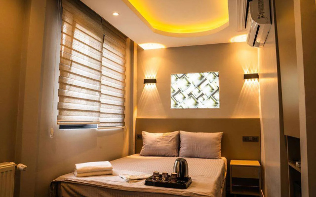 Ck Palace Hotel