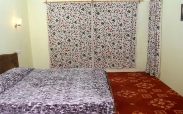 Hotel Royale Jannat