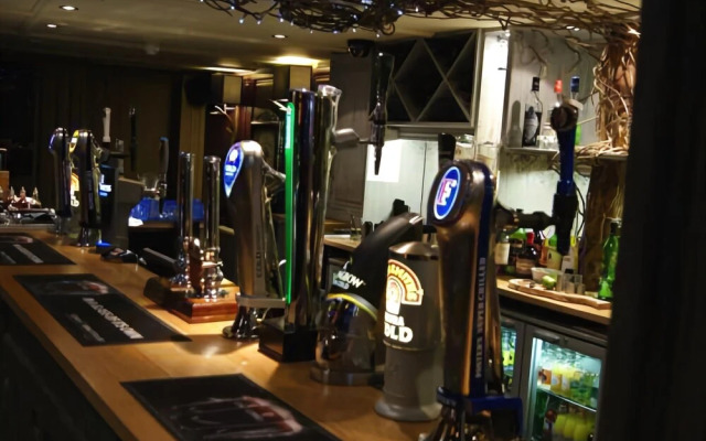 No1 Hotel & Wine Lounge