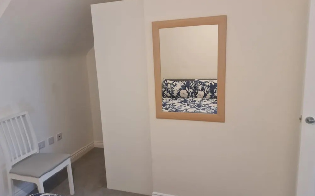 Stunning 3-bed House in Wolverhampton