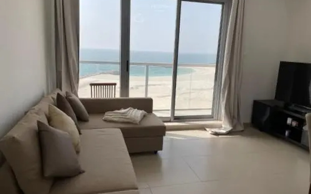 2 Bedroom Incredible Ocean Vew Apartment