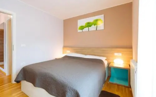 Maline Apartments