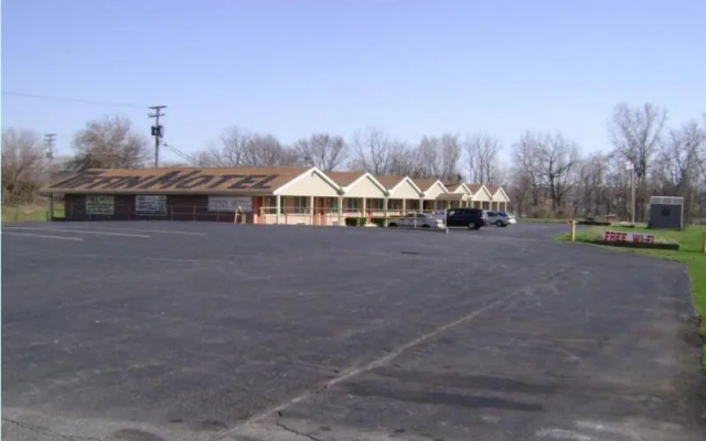 Tiffin Motel