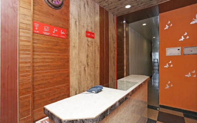 Oyo 15839 Hotel Queen Palace