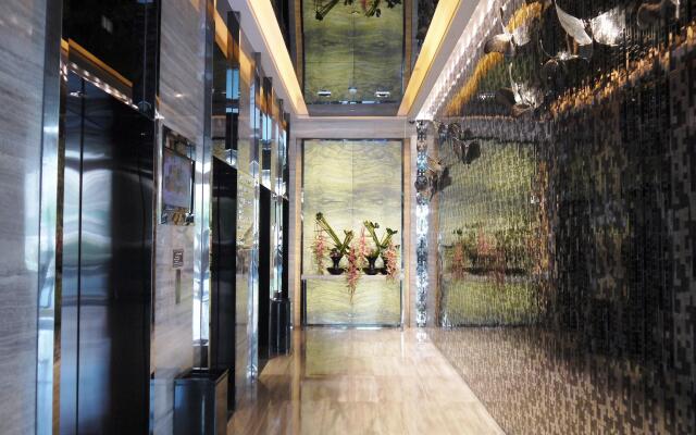 Million Dragon Hotel (Formerly Hotel Lan Kwai Fong Macau) вид на фасад