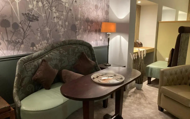 LYLA Rooms