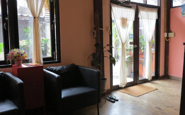 Non House Hostel
