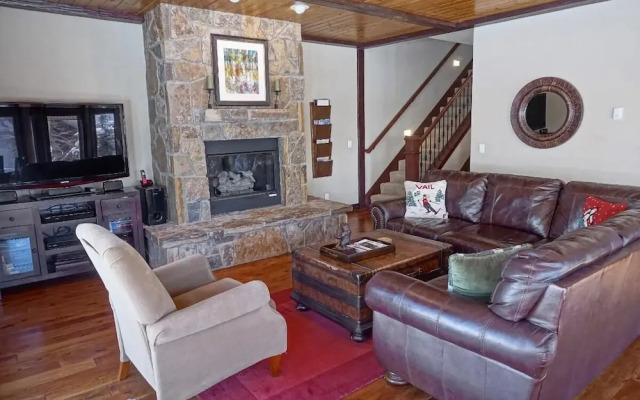 2095 Vermont Rd W - 5 Br Home