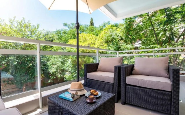 Lux 1-bedroom apartement next to the sea in Voula