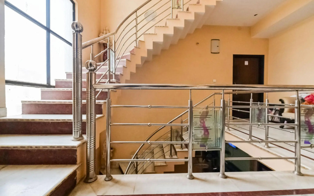 OYO 78973 Lucky Guest House