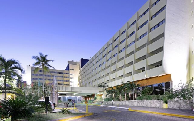 Dominican Fiesta Hotel & Casino вид на фасад