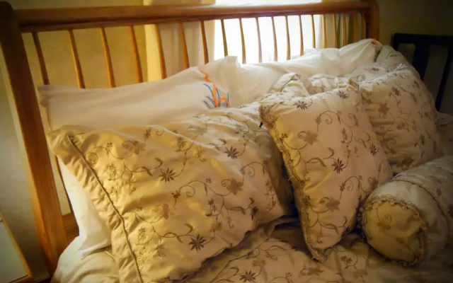 Little River Inn Motel & Guest House