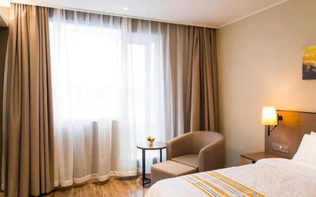 Home Inn Plus Shanghai Kongjiang Road Jiangpu Road Metro Station