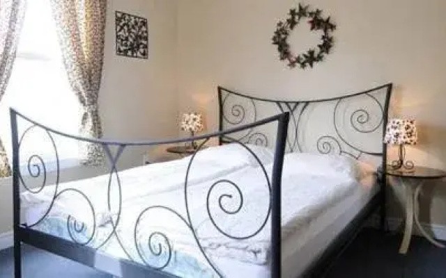 Marina Cove Inn B&B