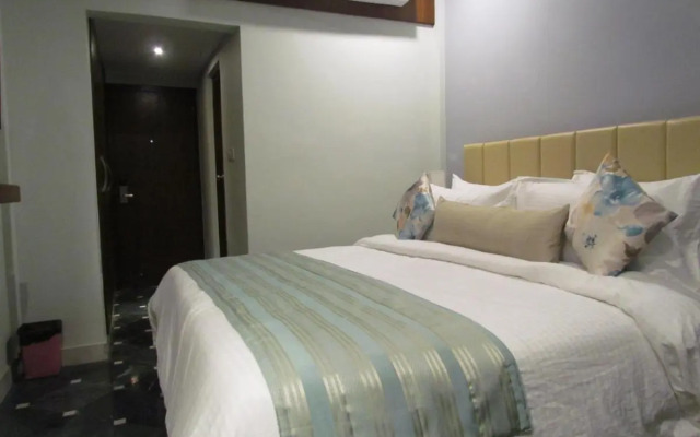 Naivara Boutique Hotel