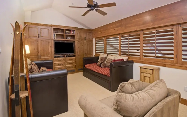 Luxury Penthouse at Bear Paw Lodge