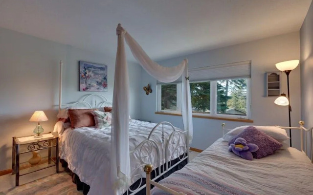 Enviable Lake & Mountain Views wth Waterfal