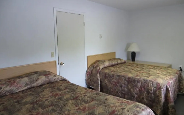 Lazy J Motel