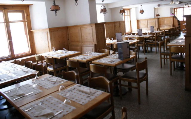 Hotel Piz Ela