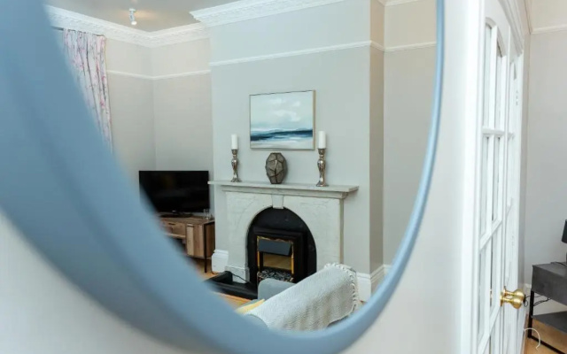 Kings Apartment