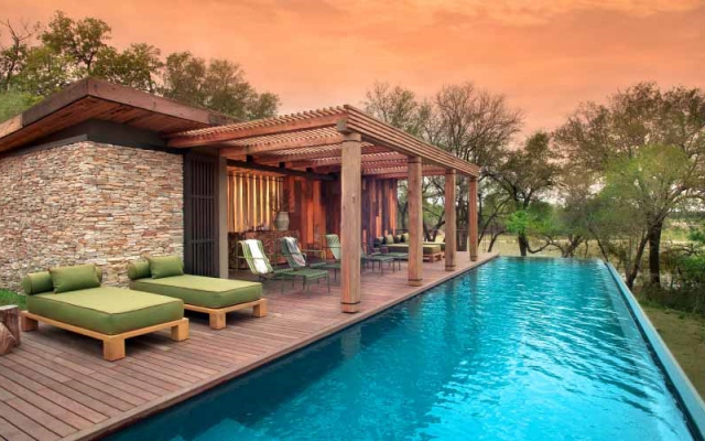 Andbeyond Tengile River Lodge