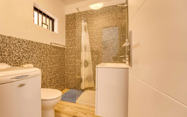 Large one bedroom apartment with incredible view 223