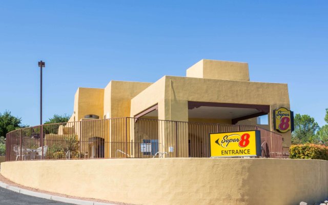 Super 8 by Wyndham Cottonwood in Cottonwood, United States of America from 109$, photos, reviews - zenhotels.com hotel front